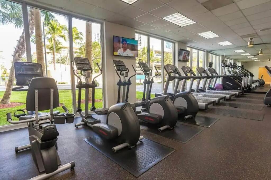Sunny Isles Beach Spacious Apartment Luaran gambar