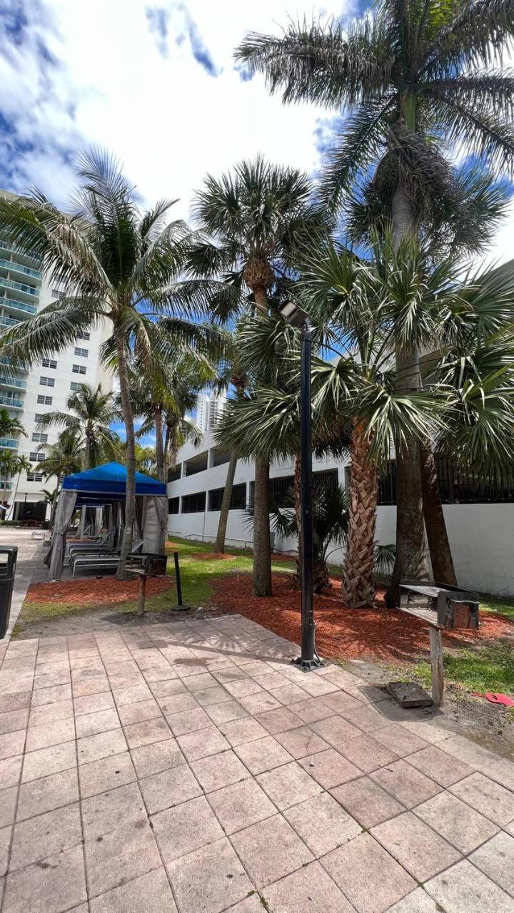 Sunny Isles Beach Spacious Apartment Luaran gambar